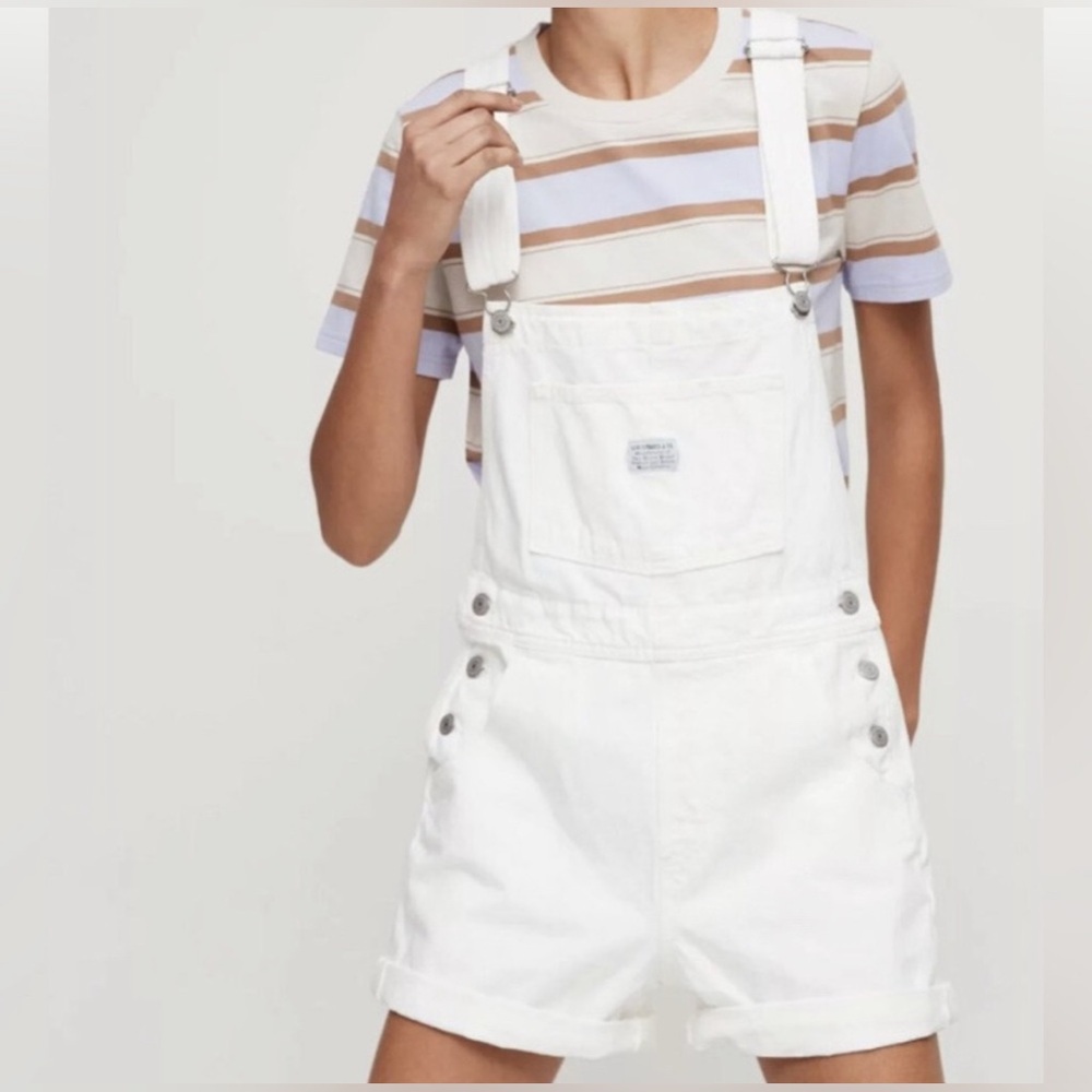 LEVI’S SHORTALLS ❤️❤️ - Picture 3 of 6